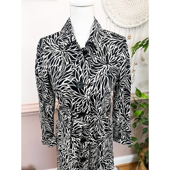 Milly Black and White Print Belted Trench Coat Size 6 NWOT - Picture 2 of 6